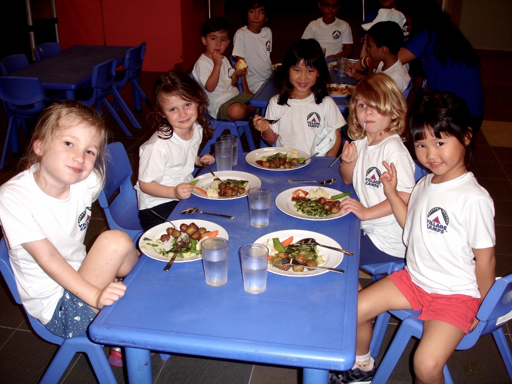 Village Camps International Summer Camp VDC Singapore 2017-07-28 https://www.villagecamps.com/journals_admin/images/1685-2133-DSC00702 (1024x768).jpg
